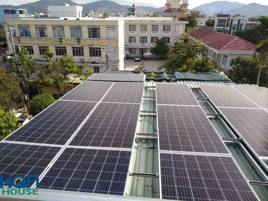 Lắp đặt pin năng lượng mặt trời tại Bình Tân TPHCM
